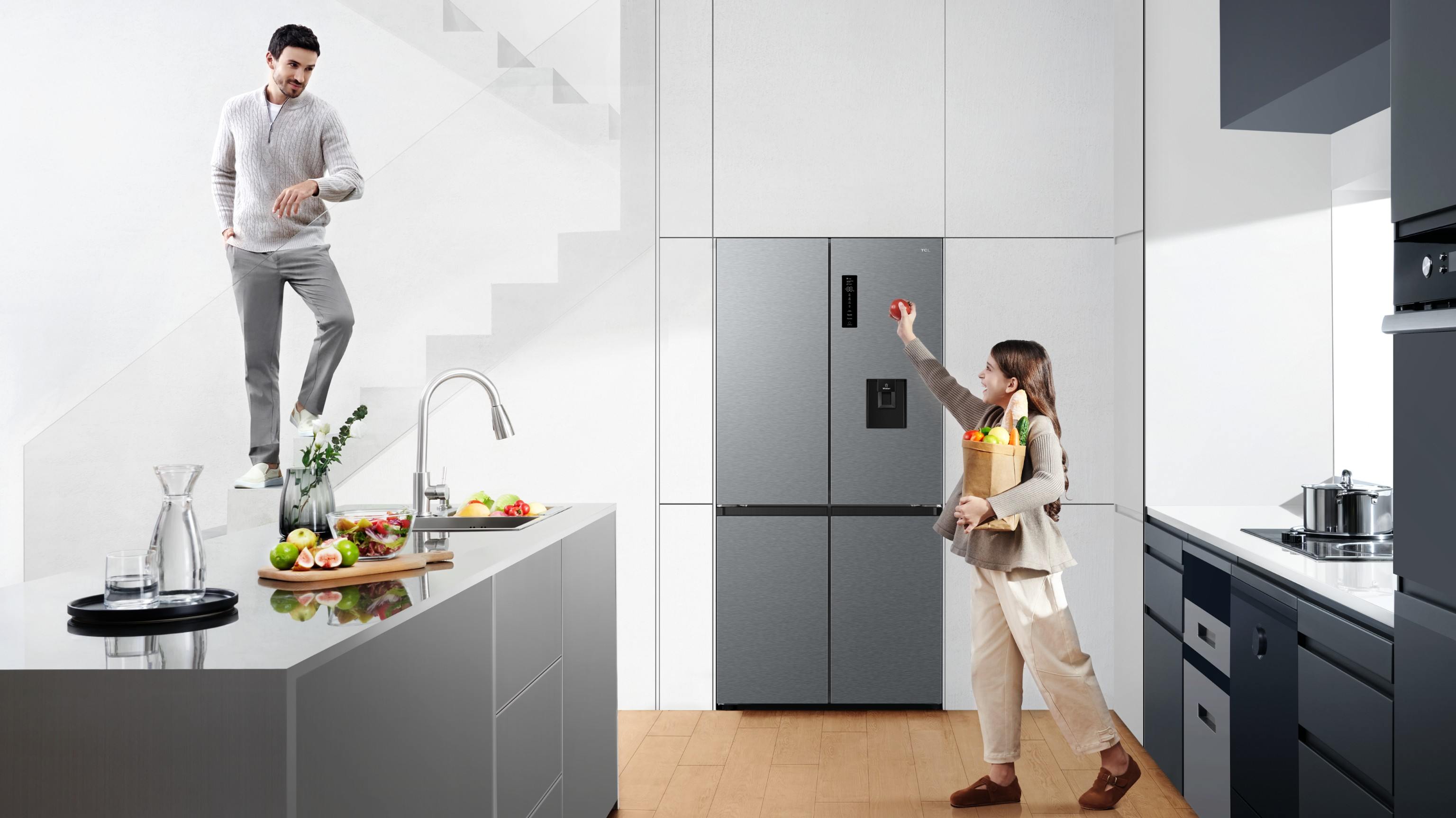 TCL C521CDD-Free Built-in Refrigerator lifestyle