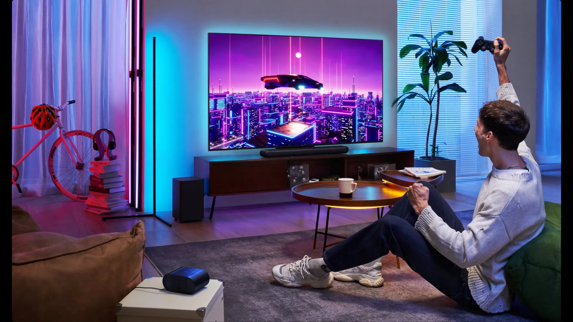 טלוויזיה חכמה QD-Mini LED C755 מבית TCL