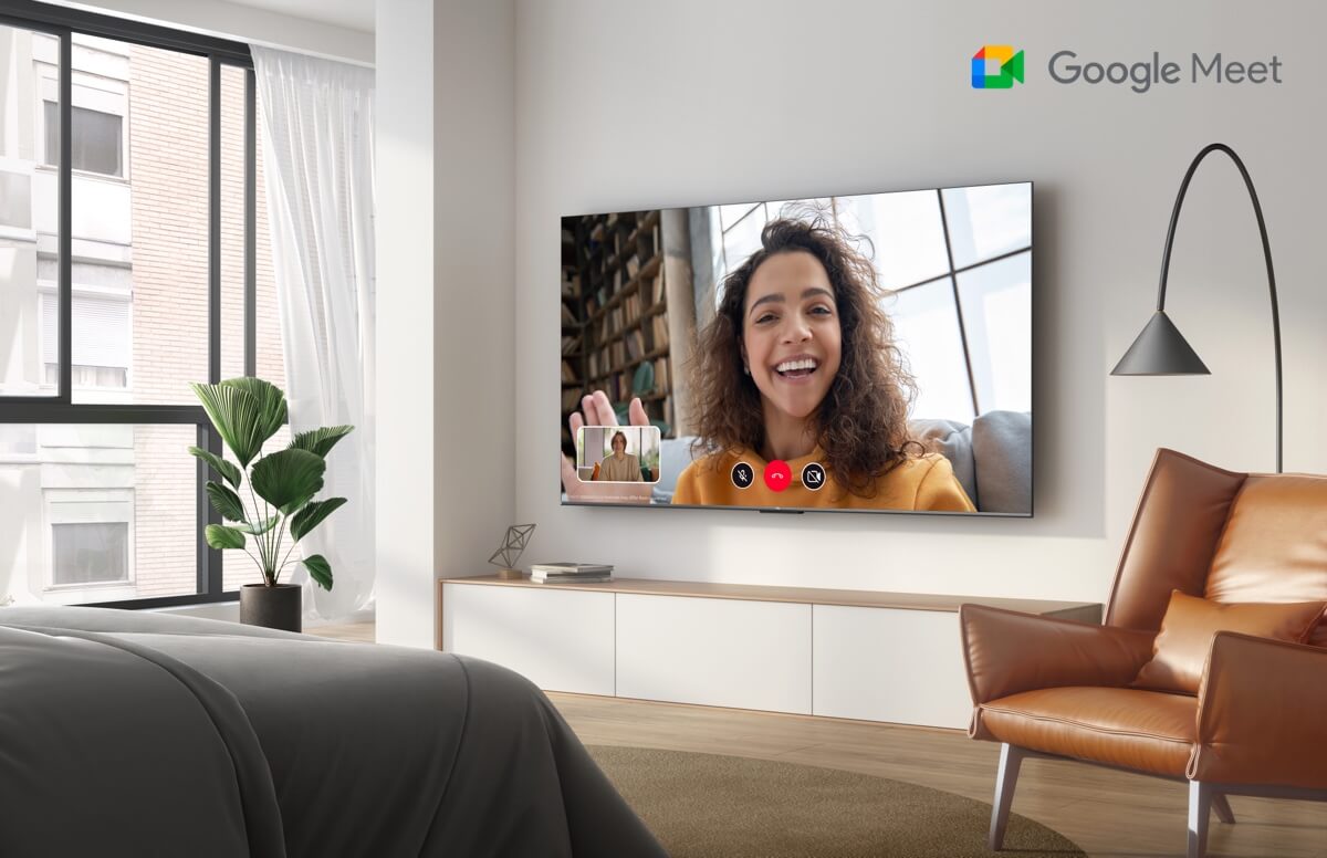 TCL C845 TV Conecta con Google Meet