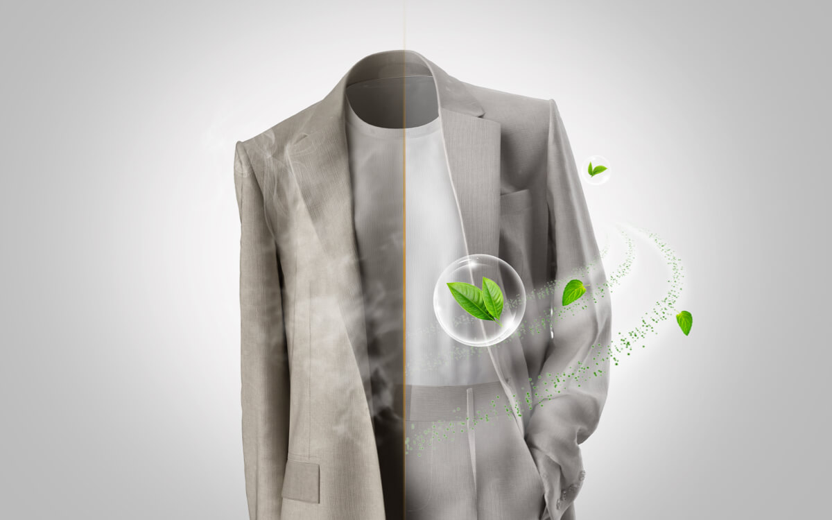 TCL S360 Removes Odors and Wrinks