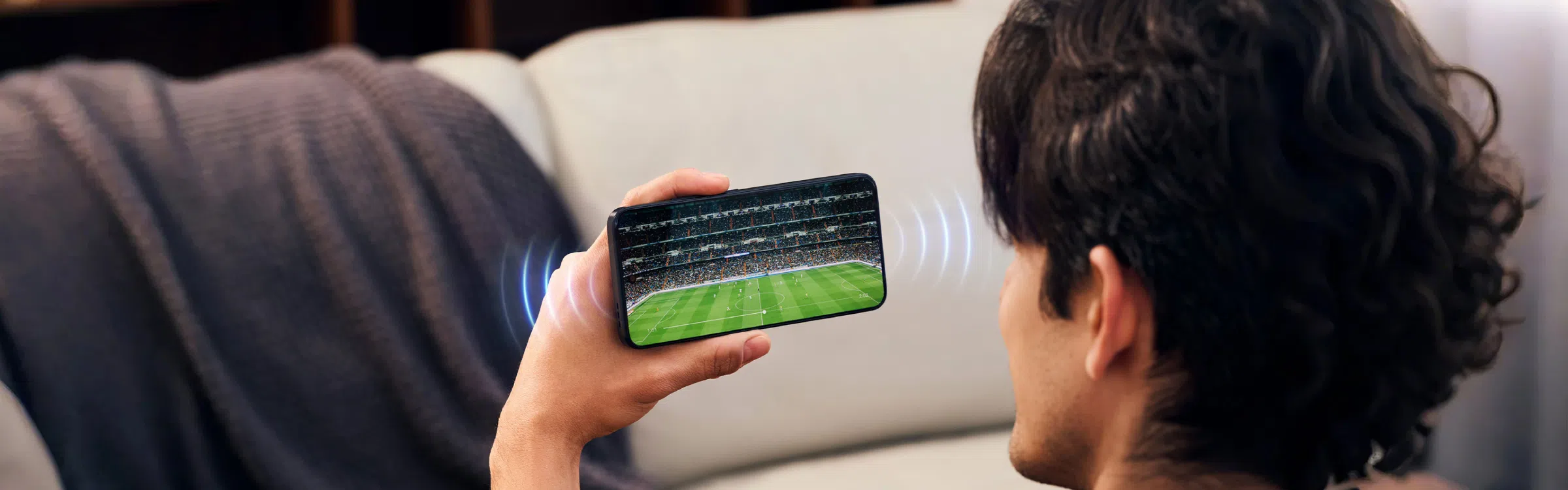 TCL 605 6.7” 90Hz screen