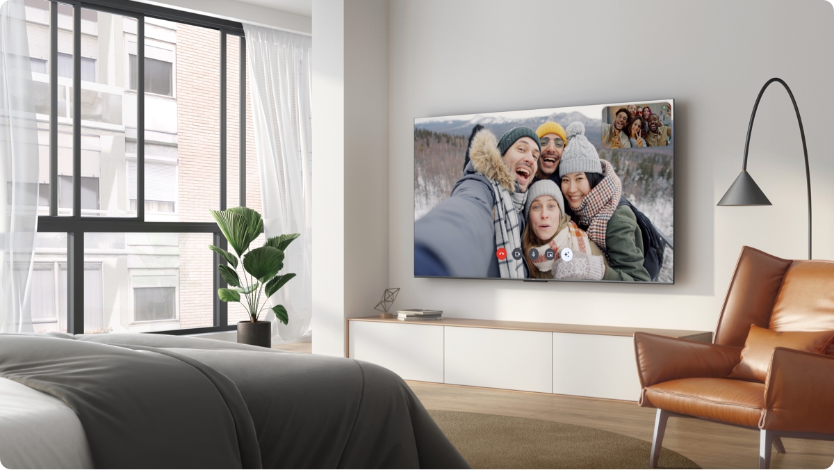 U74 4K QLED TV  can use in Google Meet